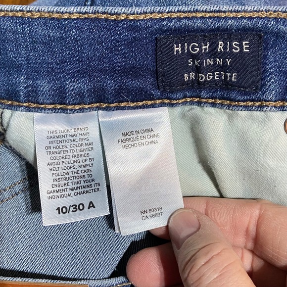 Lucky Brand Bridgette High Rise Skinny Jeans Button Fly Ankle Raw Hem 10/30A NWT - Picture 9 of 10